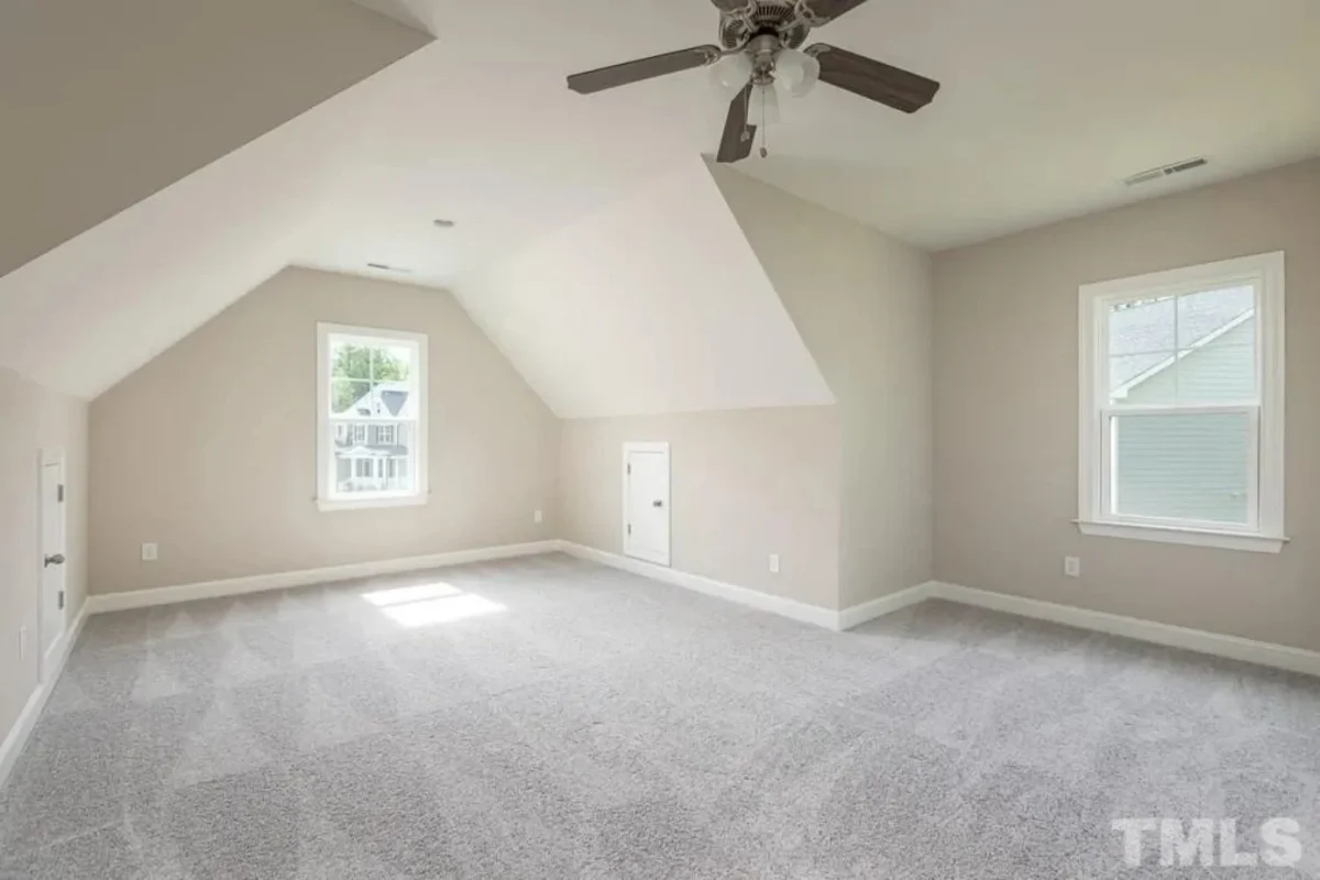 Charming Two-Story house Plan with 4 Bedrooms & CAD Designs