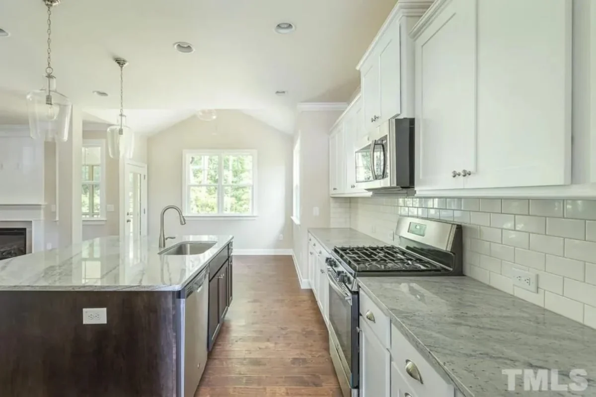 Charming Two-Story house Plan with 4 Bedrooms & CAD Designs