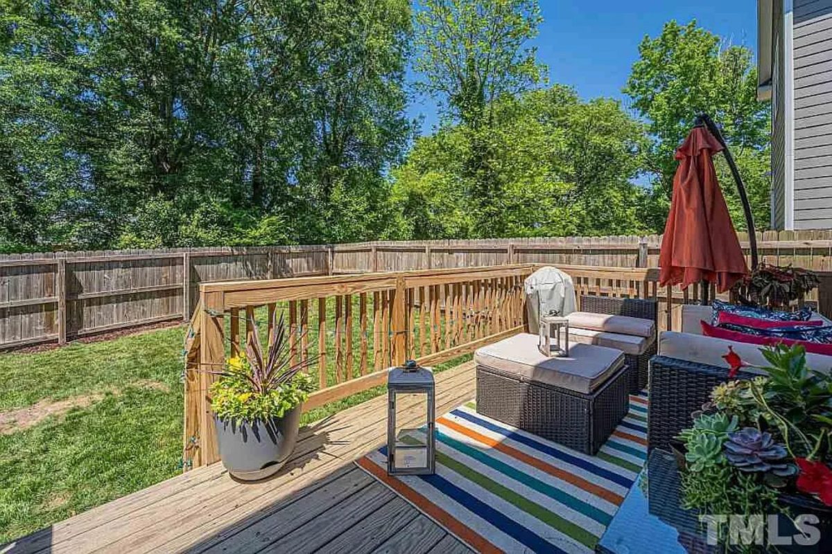 Elegant Craftsman house Plan with 3 Bedrooms & 2 Floor Designs