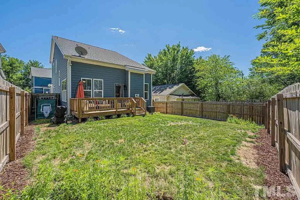 Elegant Craftsman house Plan with 3 Bedrooms & 2 Floor Designs