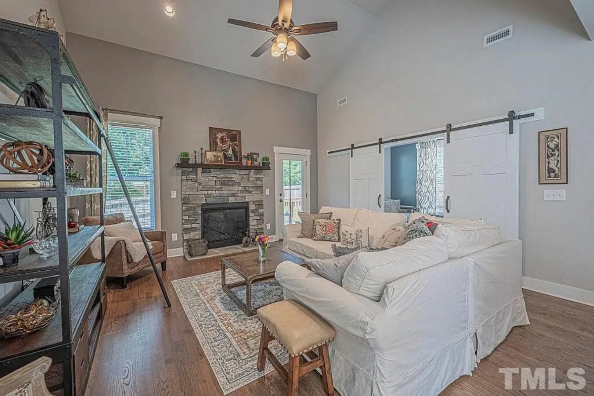 Elegant Craftsman house Plan with 3 Bedrooms & 2 Floor Designs