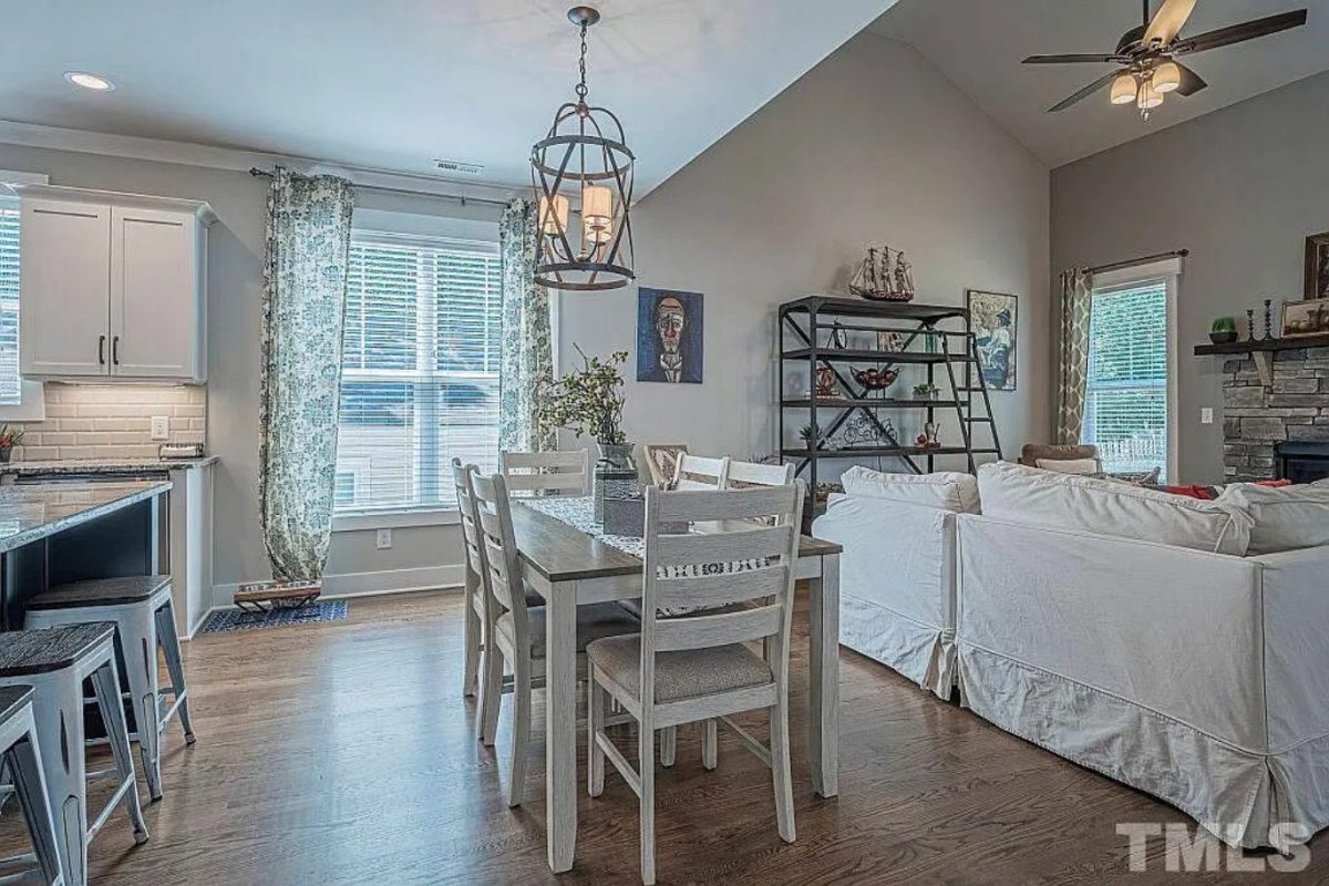 Elegant Craftsman house Plan with 3 Bedrooms & 2 Floor Designs