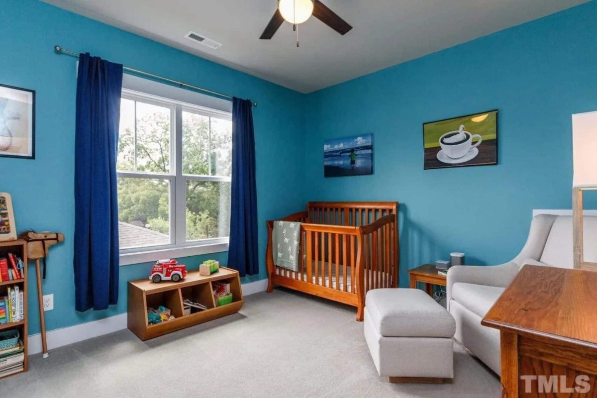 Modern Craftsman house Plan: Stunning Architecture & Floor Design