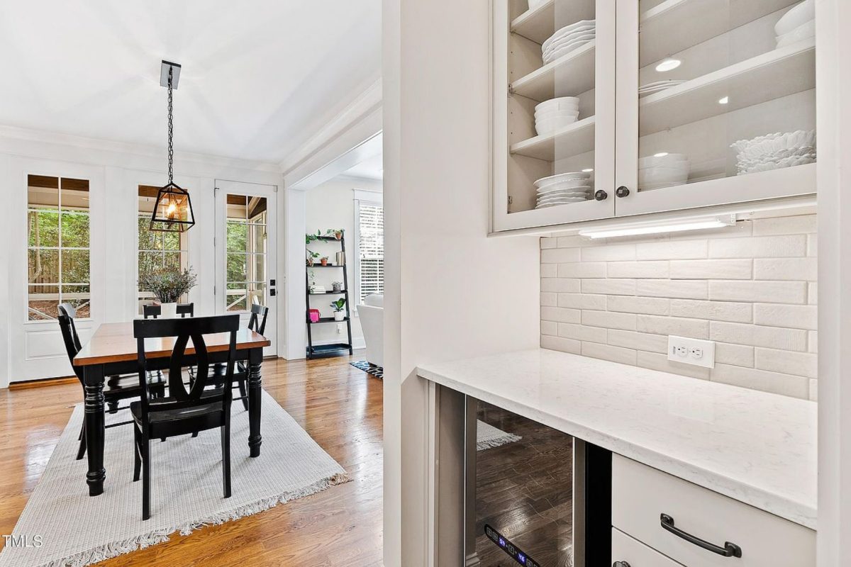 Craftsman house Plan with 2 Floors, 4 Bedrooms & CAD Designs