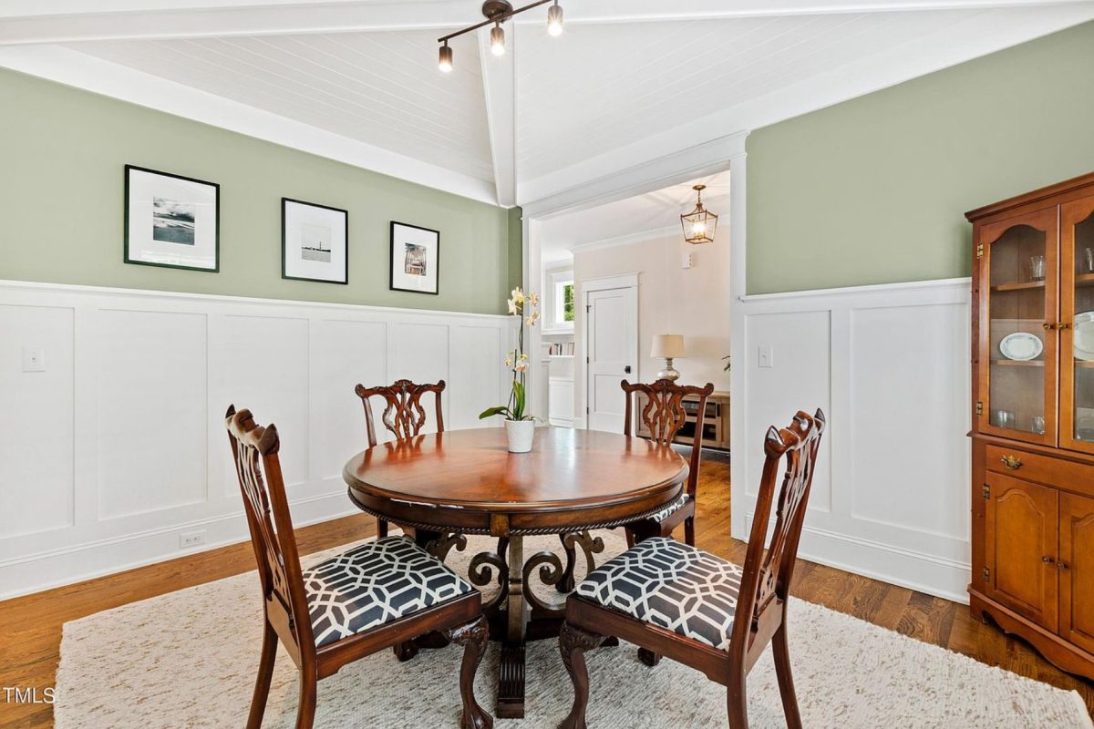 Craftsman house Plan with 2 Floors, 4 Bedrooms & CAD Designs