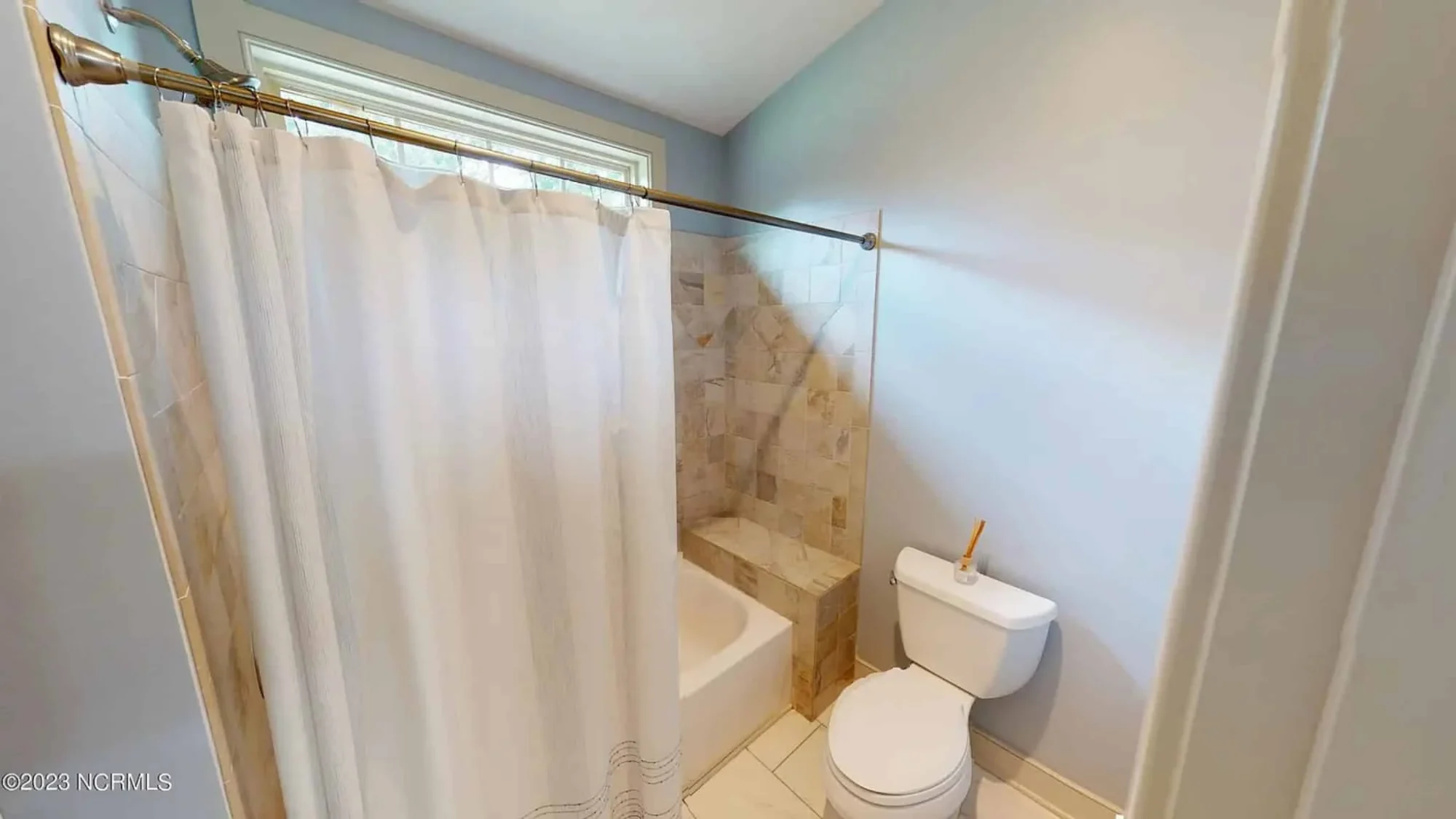 Modern house Floor Plan: Custom Blueprint with 1.5 Stories