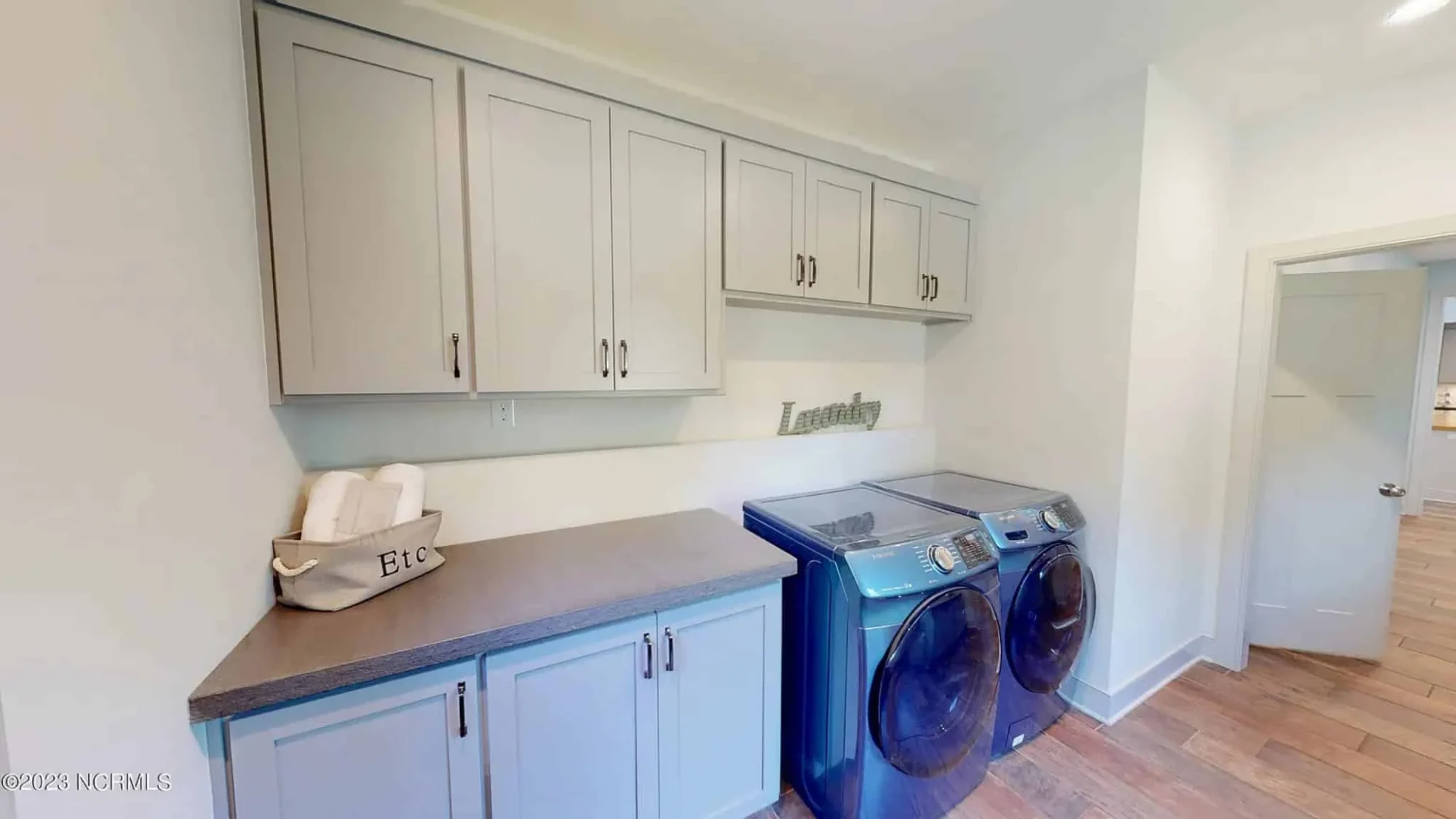 Modern house Floor Plan: Custom Blueprint with 1.5 Stories