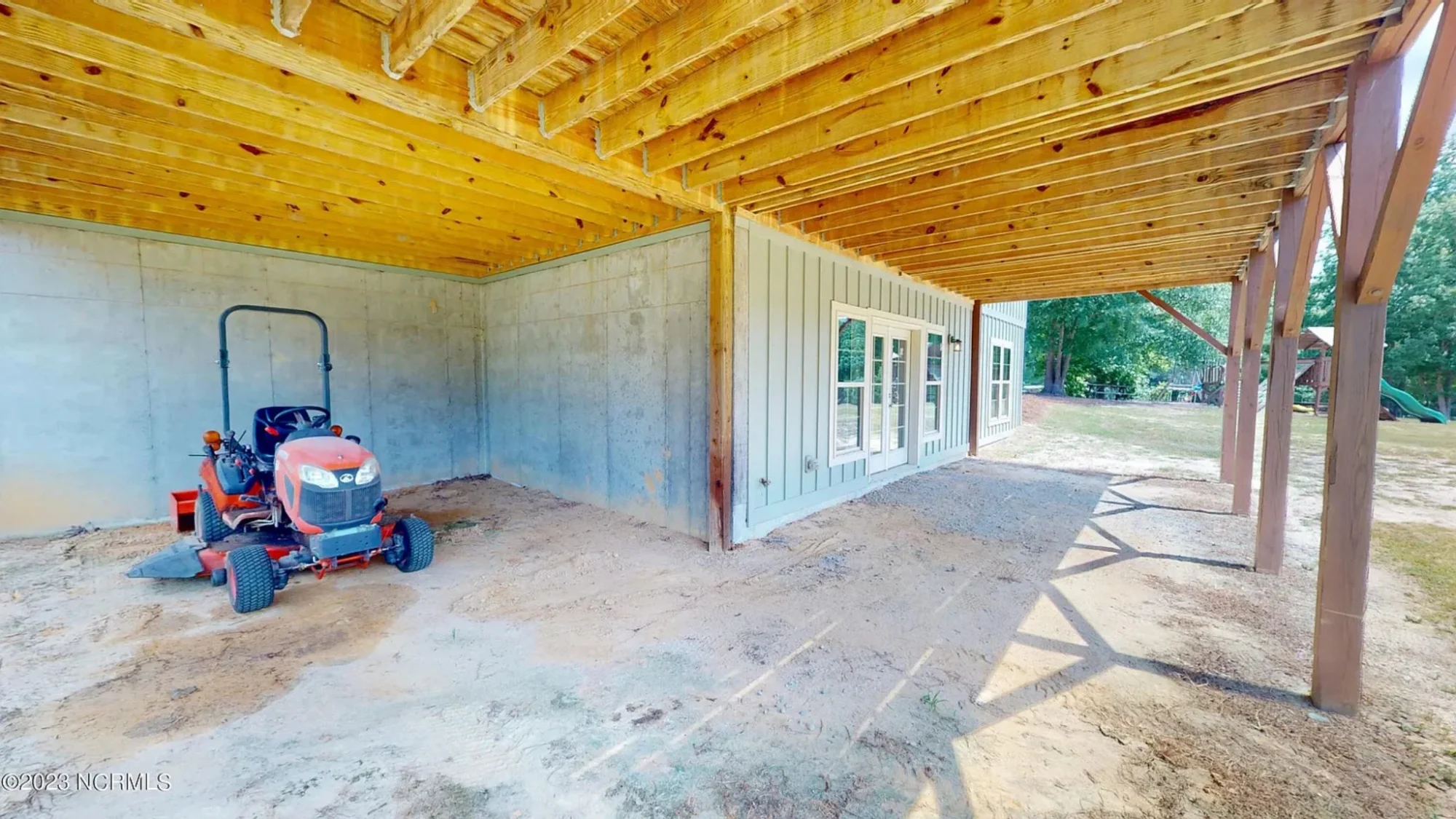 Modern house Floor Plan: Custom Blueprint with 1.5 Stories