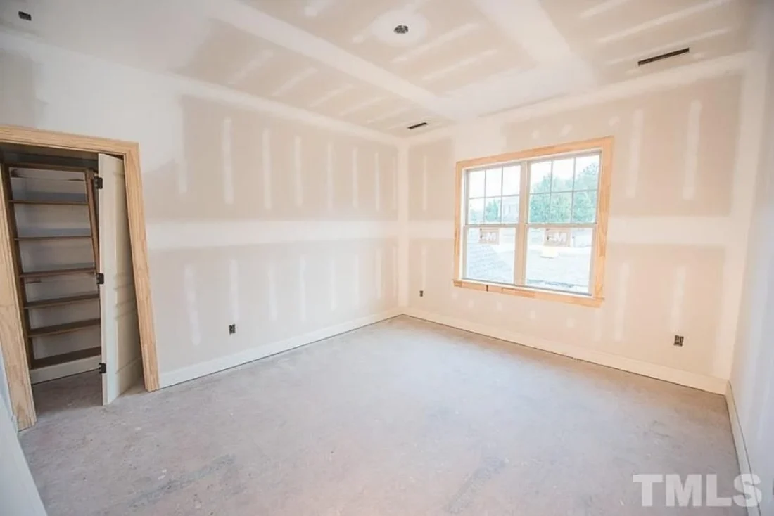 Custom house Blueprint with 4 Beds, 3 Baths & Floor Plan Designs