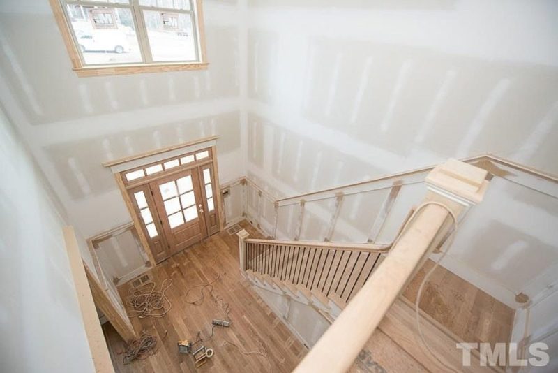 Custom house Blueprint with 4 Beds, 3 Baths & Floor Plan Designs