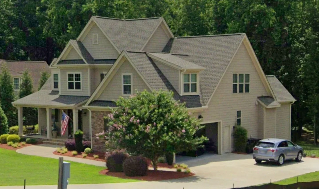 Custom house Blueprint with 4 Beds, 3 Baths & Floor Plan Designs