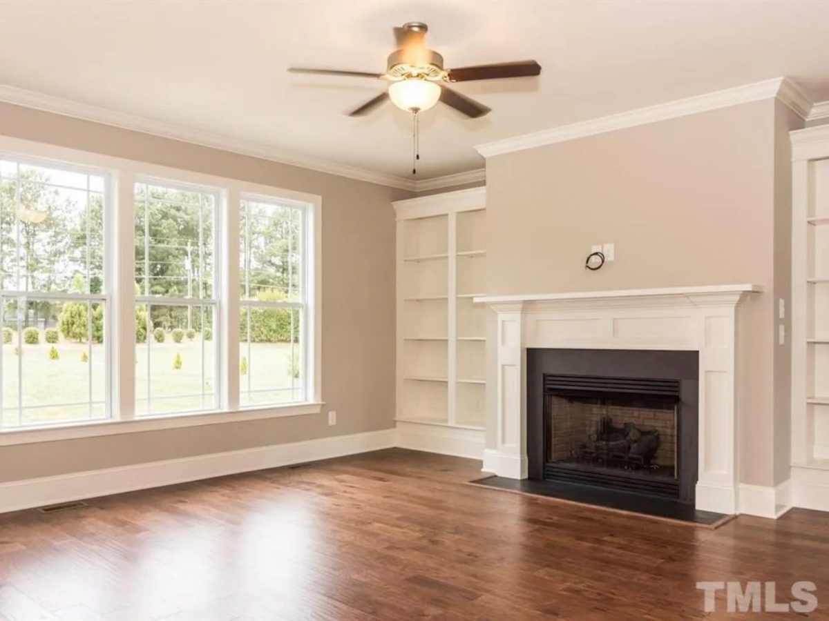 Craftsman house Floor Plan with CAD Designs and Blueprints