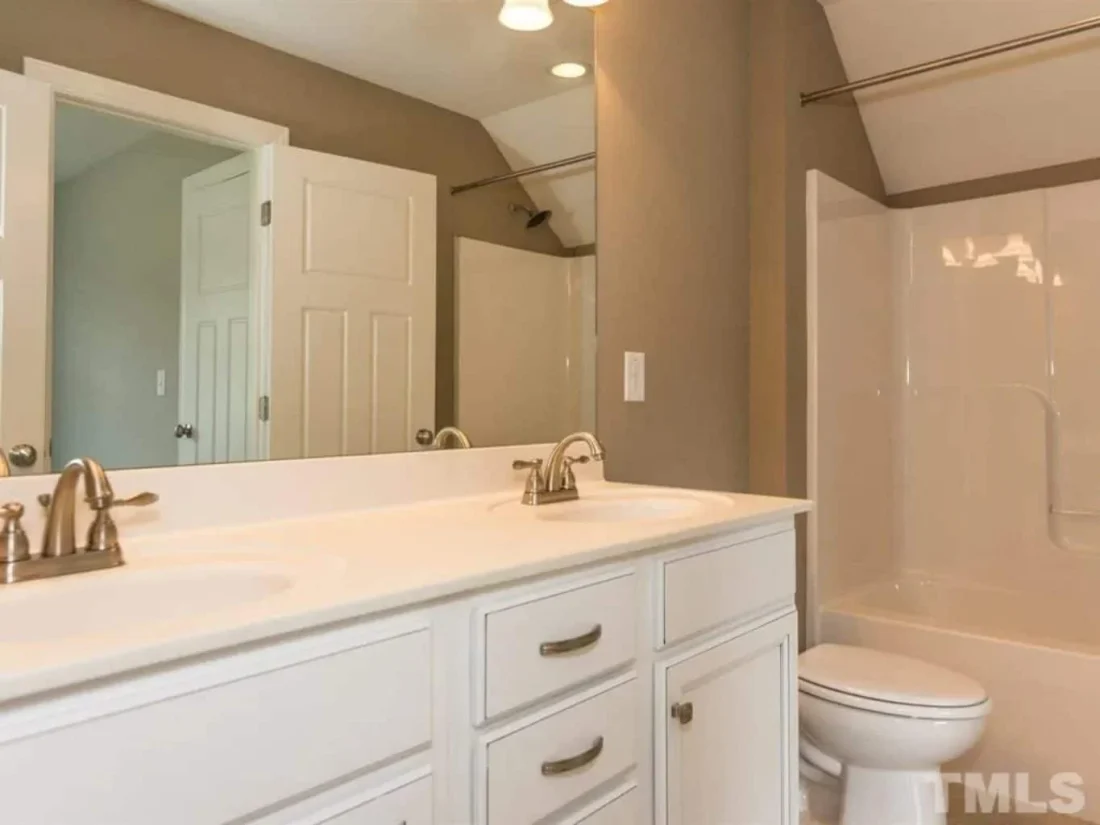 Craftsman house Floor Plan with CAD Designs and Blueprints