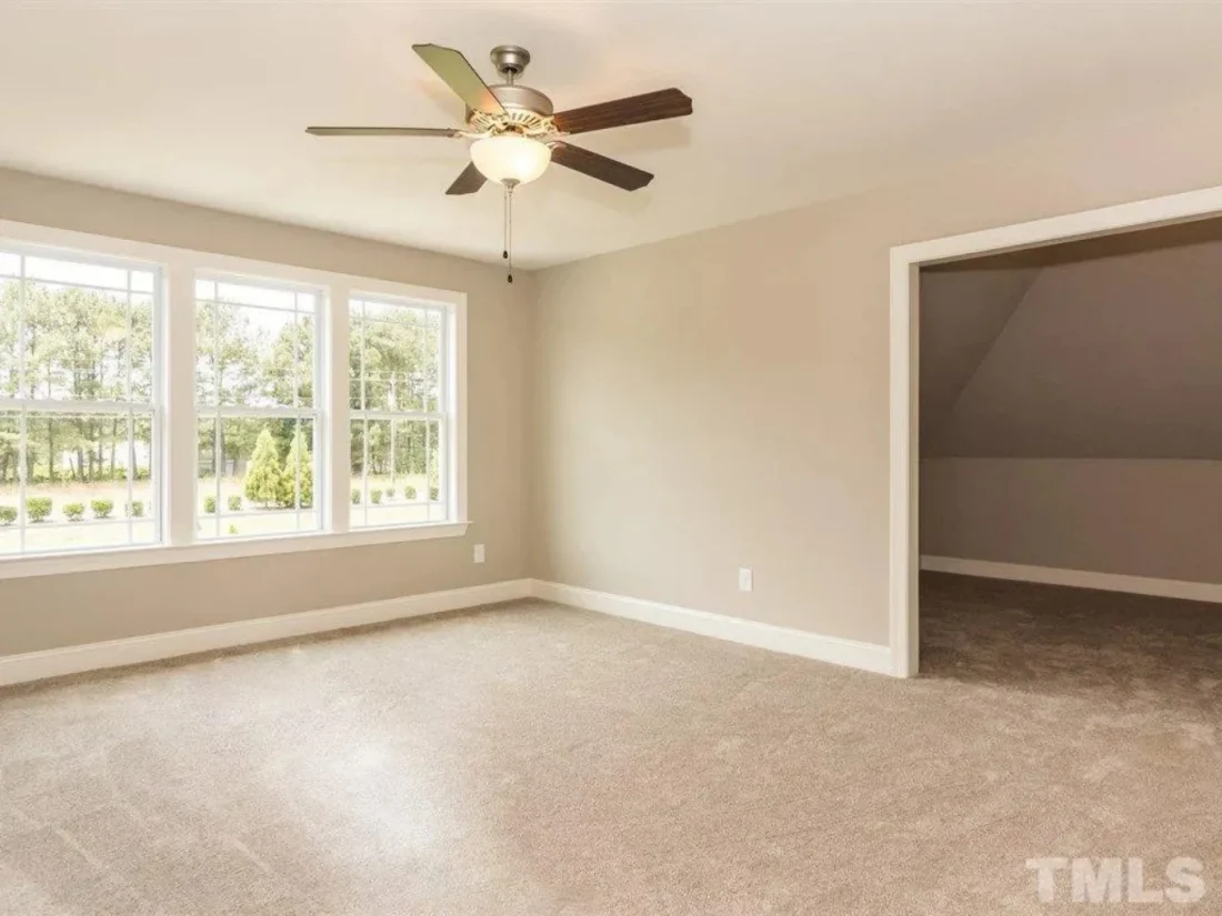 Craftsman house Floor Plan with CAD Designs and Blueprints