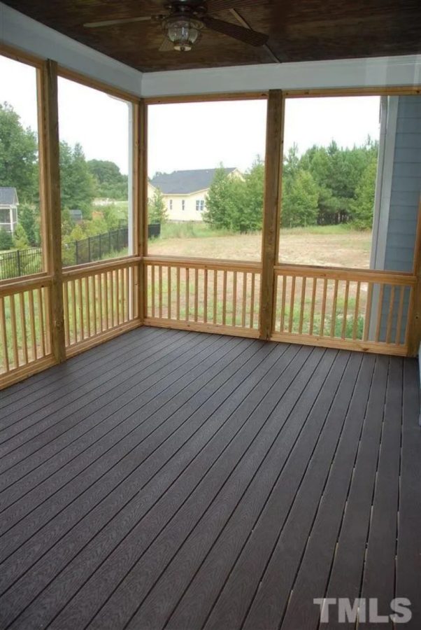 Modern house Blueprint with 1.5 Floors and CAD Designs