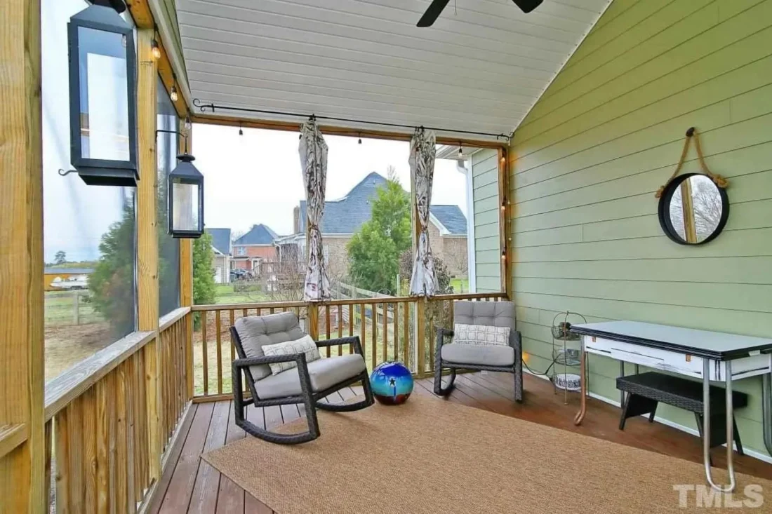 Craftsman house Design with 4 Bed Floor Plan & CAD Blueprint