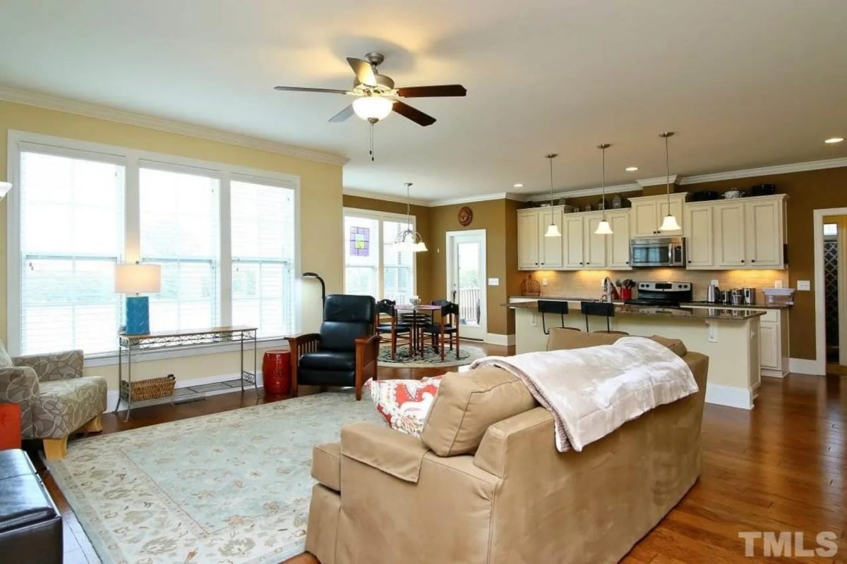 Craftsman house Design with 4 Bed Floor Plan & CAD Blueprint