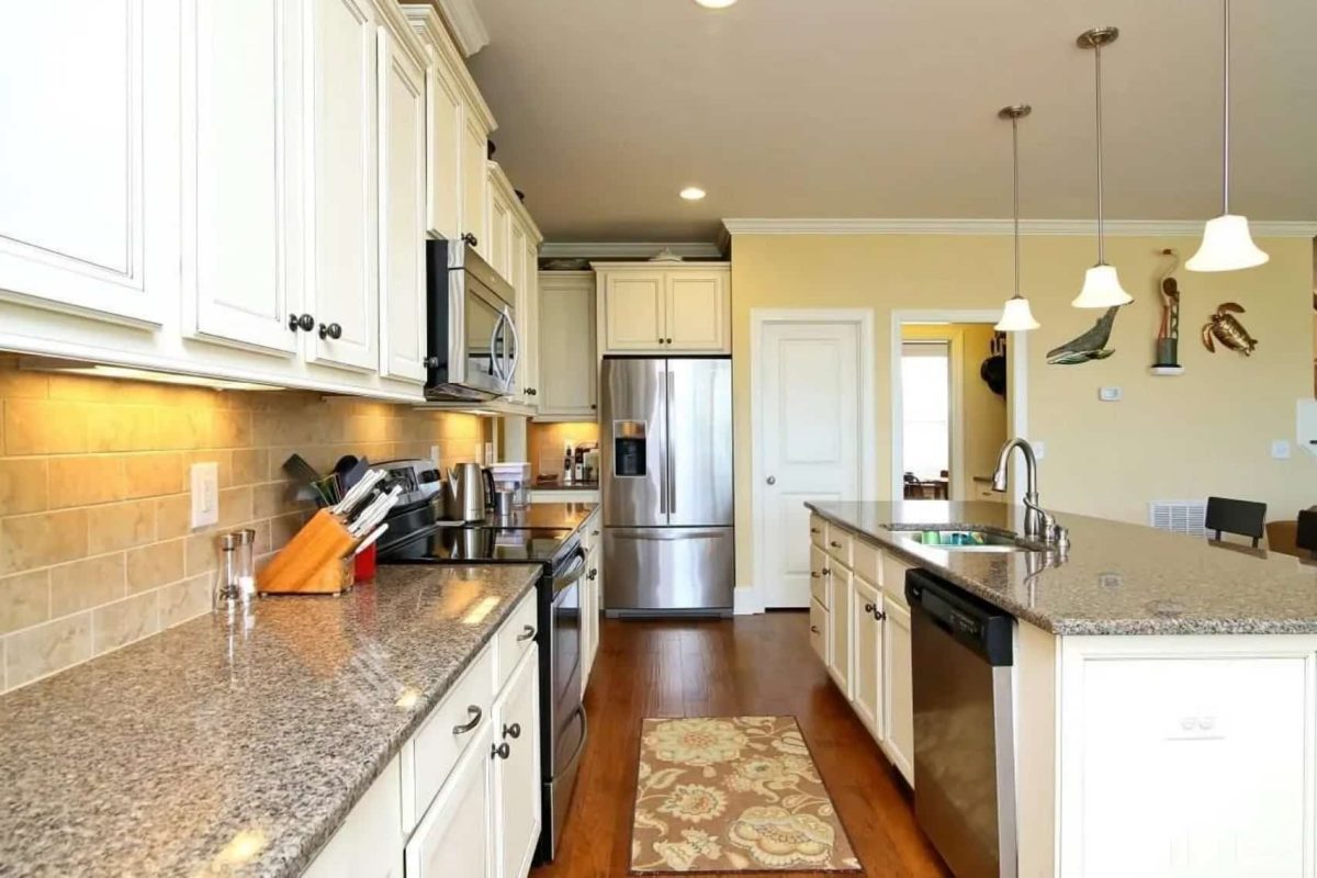 Craftsman house Design with 4 Bed Floor Plan & CAD Blueprint