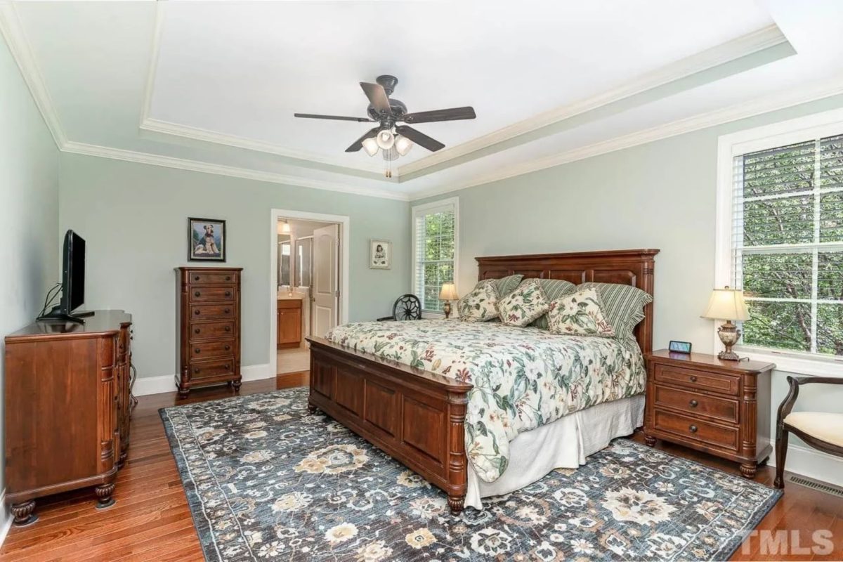 house Design Blueprint: 1.5 Story Traditional Floor Plan CAD