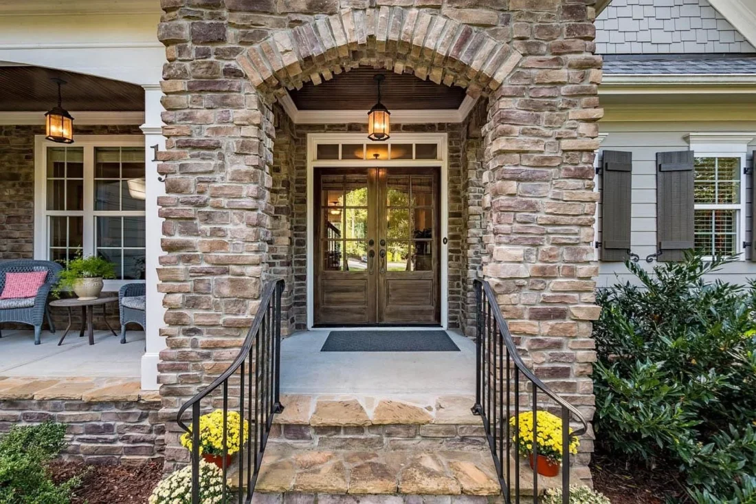 Spacious Craftsman house Plan with 4 Beds