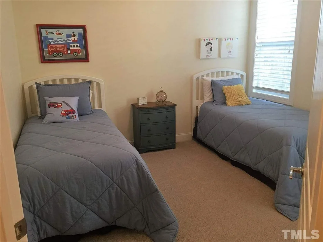 Single-Family house Floor Plan with 3 Beds