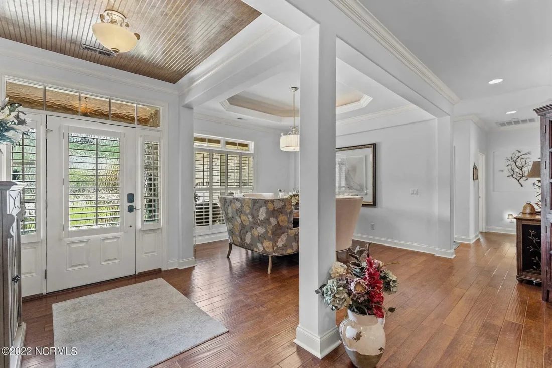 Craftsman house Floor Plan: 4 Bed, 3 Bath, 2-Story Blueprint