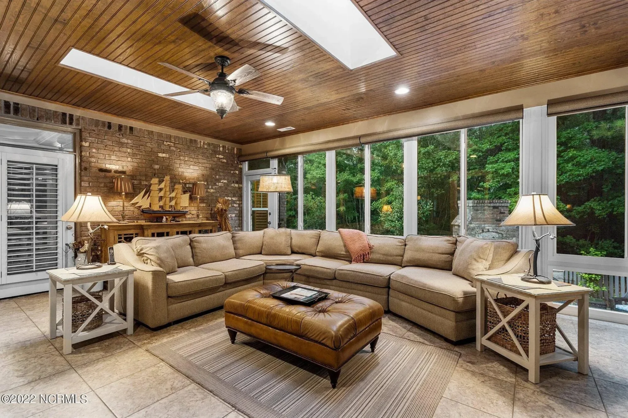 Craftsman house Floor Plan: 4 Bed, 3 Bath, 2-Story Blueprint