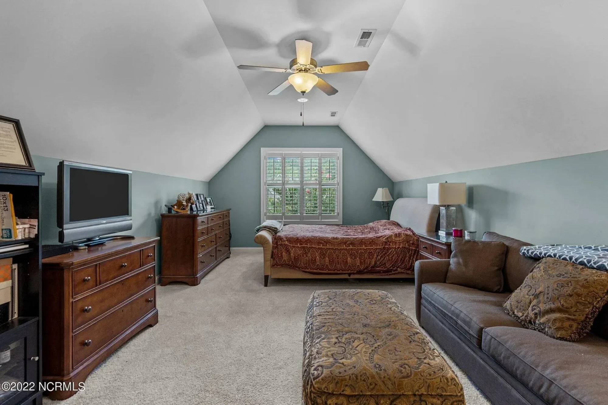 Craftsman house Floor Plan: 4 Bed, 3 Bath, 2-Story Blueprint