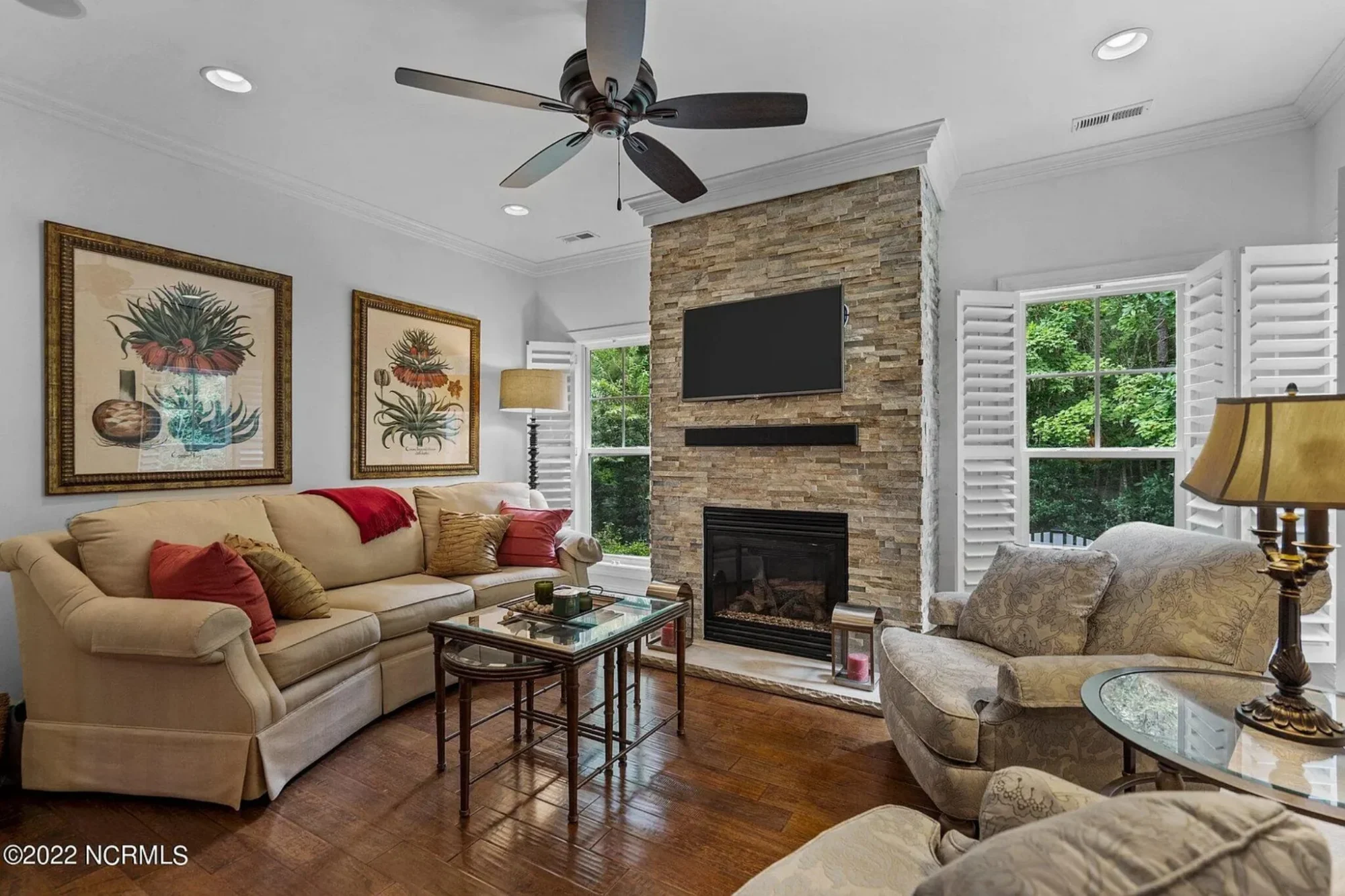 Craftsman house Floor Plan: 4 Bed, 3 Bath, 2-Story Blueprint