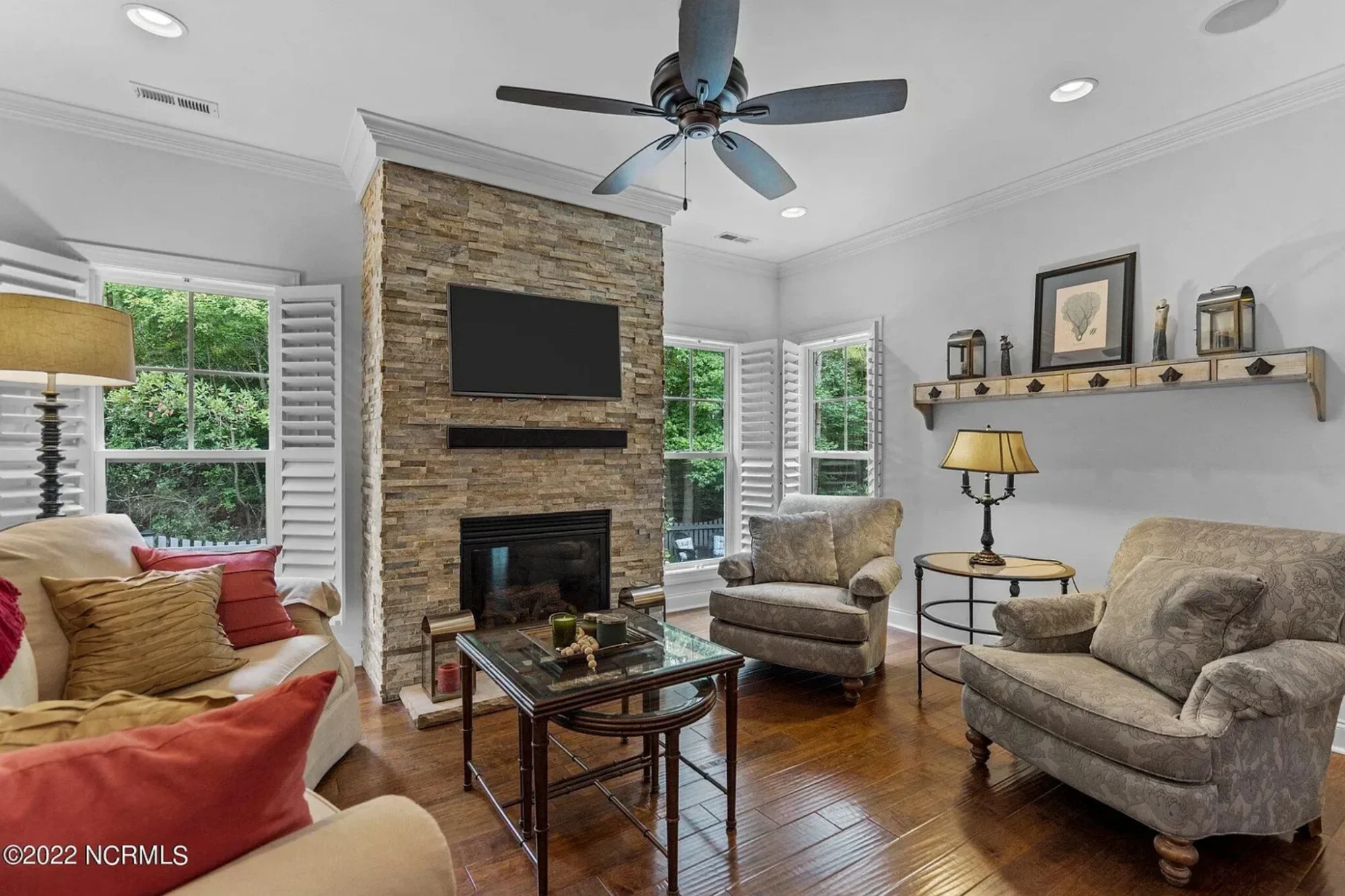 Craftsman house Floor Plan: 4 Bed, 3 Bath, 2-Story Blueprint