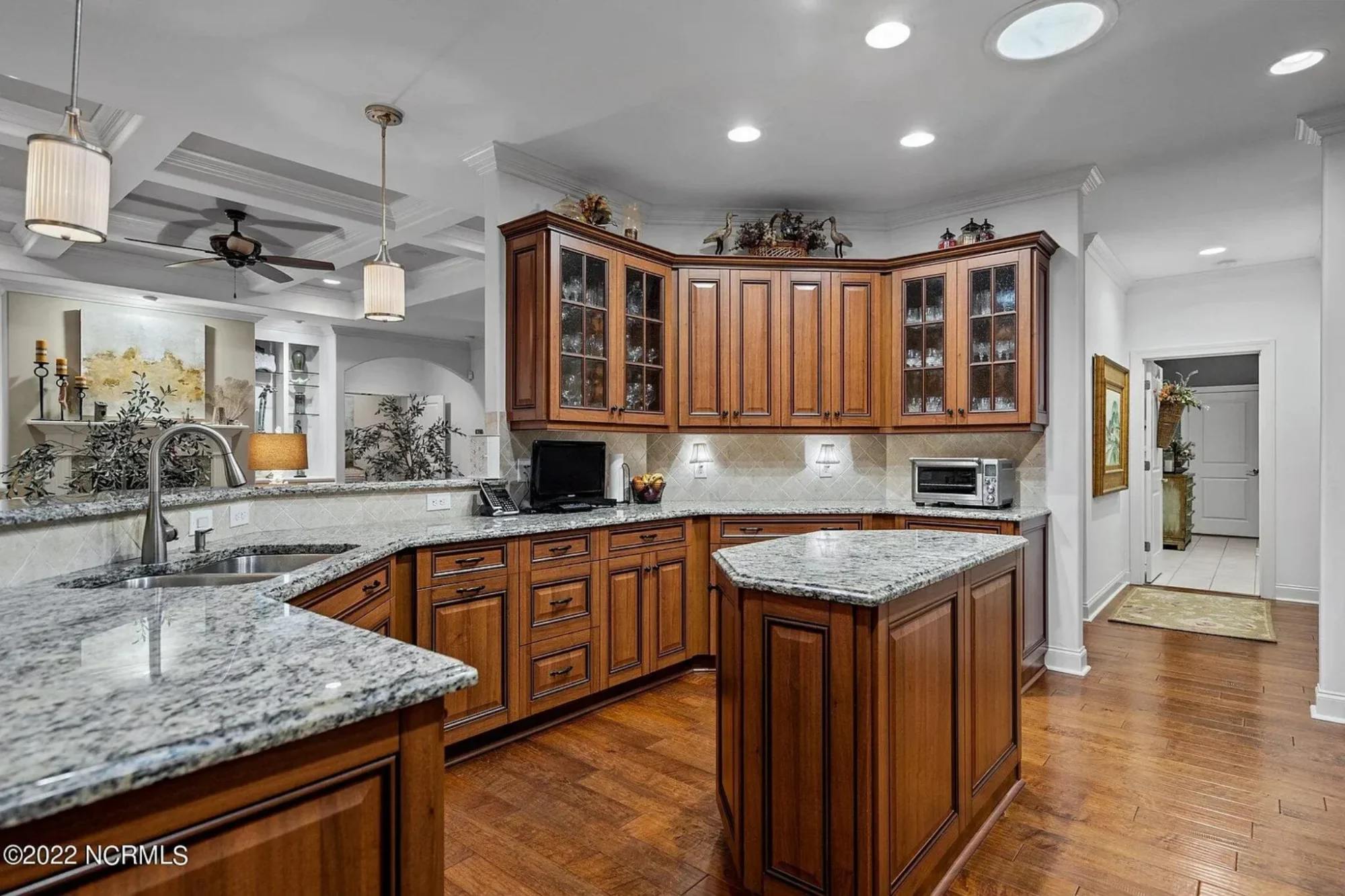 Craftsman house Floor Plan: 4 Bed, 3 Bath, 2-Story Blueprint