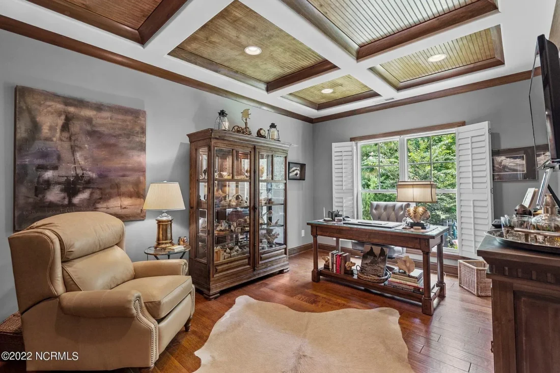 Craftsman house Floor Plan: 4 Bed, 3 Bath, 2-Story Blueprint