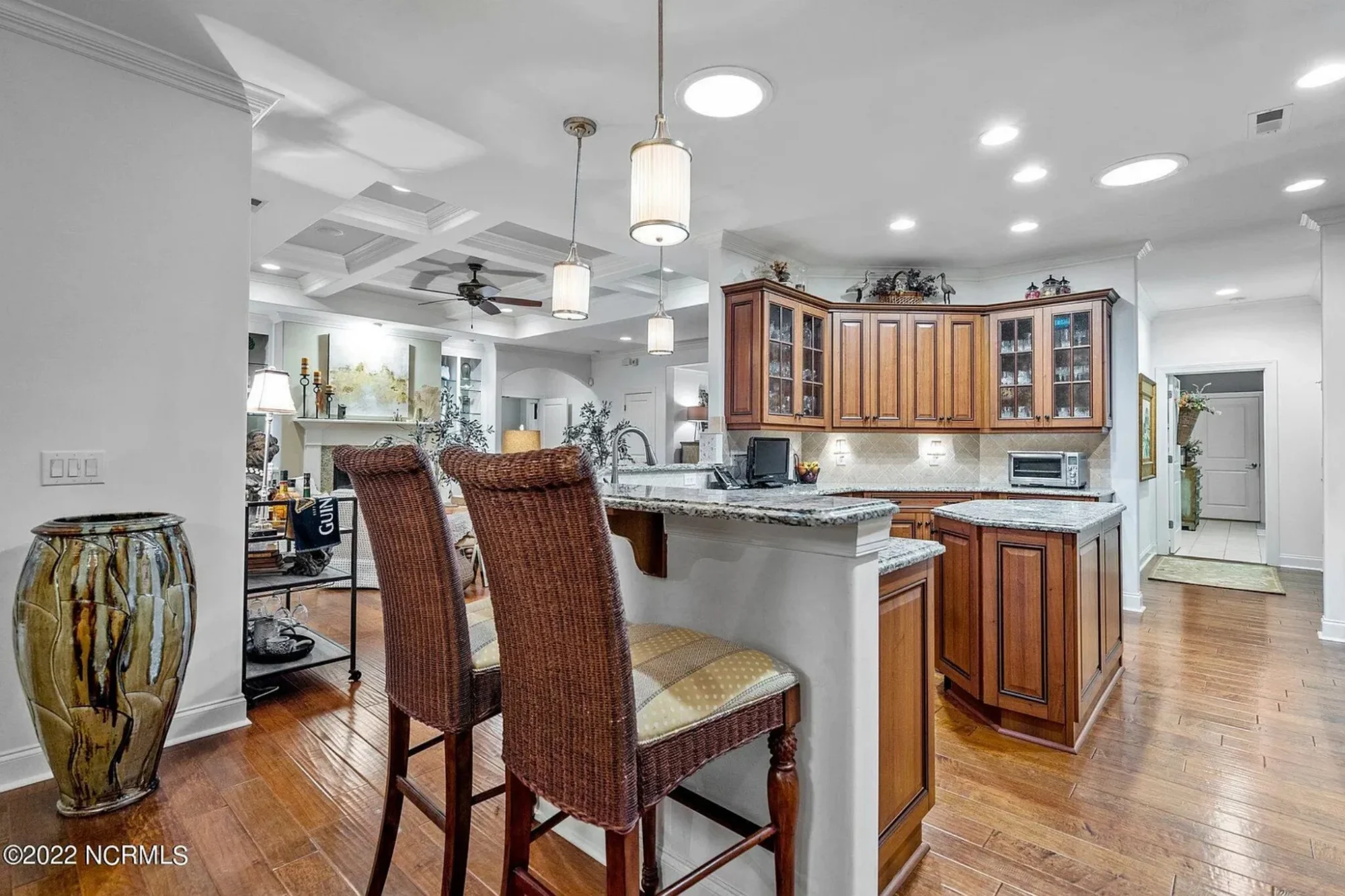 Craftsman house Floor Plan: 4 Bed, 3 Bath, 2-Story Blueprint