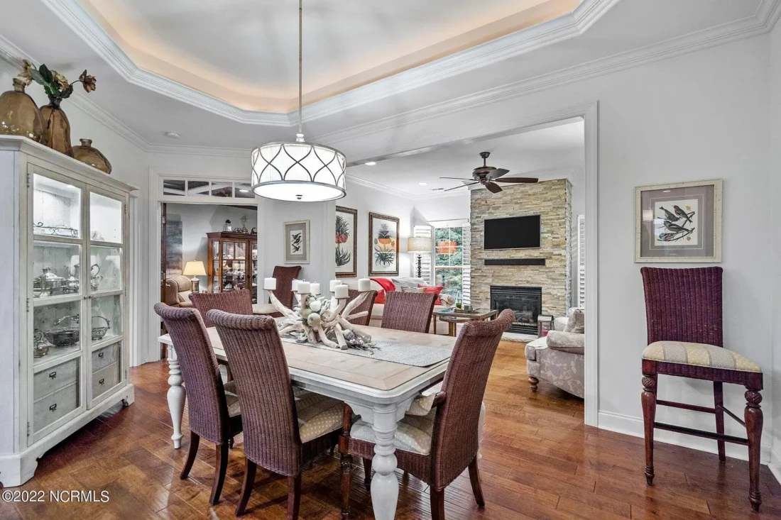 Craftsman house Floor Plan: 4 Bed, 3 Bath, 2-Story Blueprint