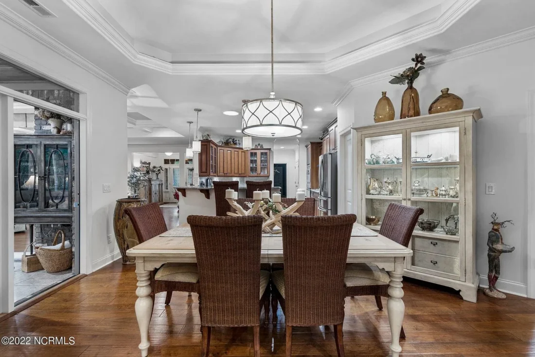 Craftsman house Floor Plan: 4 Bed, 3 Bath, 2-Story Blueprint