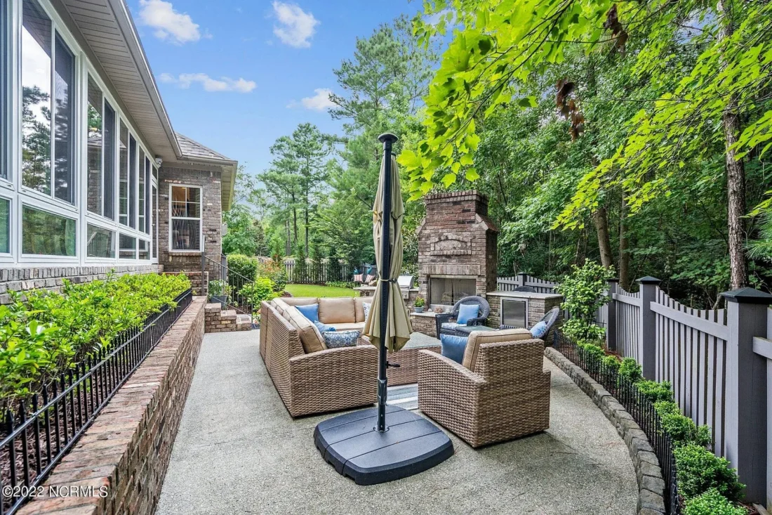 Craftsman house Floor Plan: 4 Bed, 3 Bath, 2-Story Blueprint