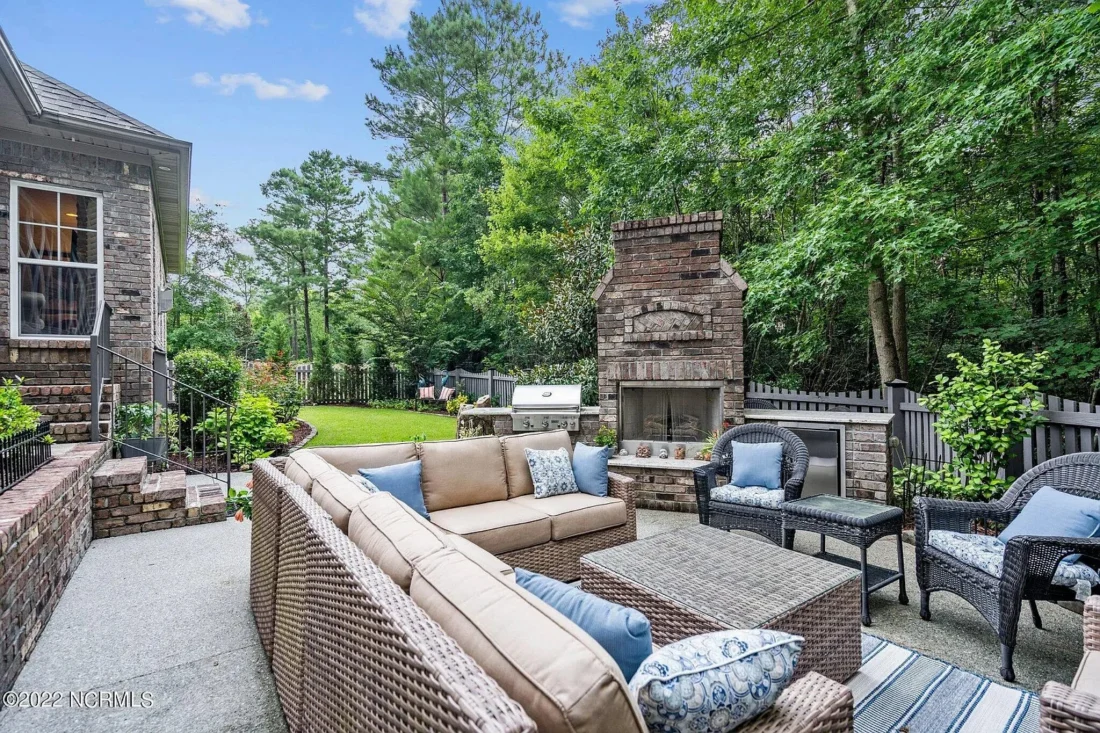 Craftsman house Floor Plan: 4 Bed, 3 Bath, 2-Story Blueprint