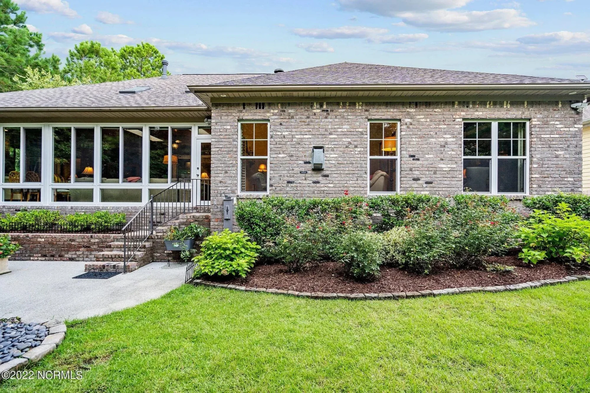 Craftsman house Floor Plan: 4 Bed, 3 Bath, 2-Story Blueprint