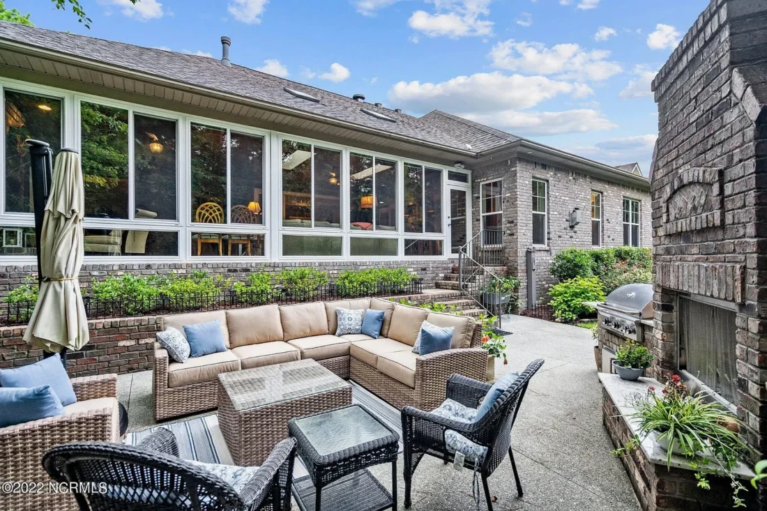 Craftsman house Floor Plan: 4 Bed, 3 Bath, 2-Story Blueprint