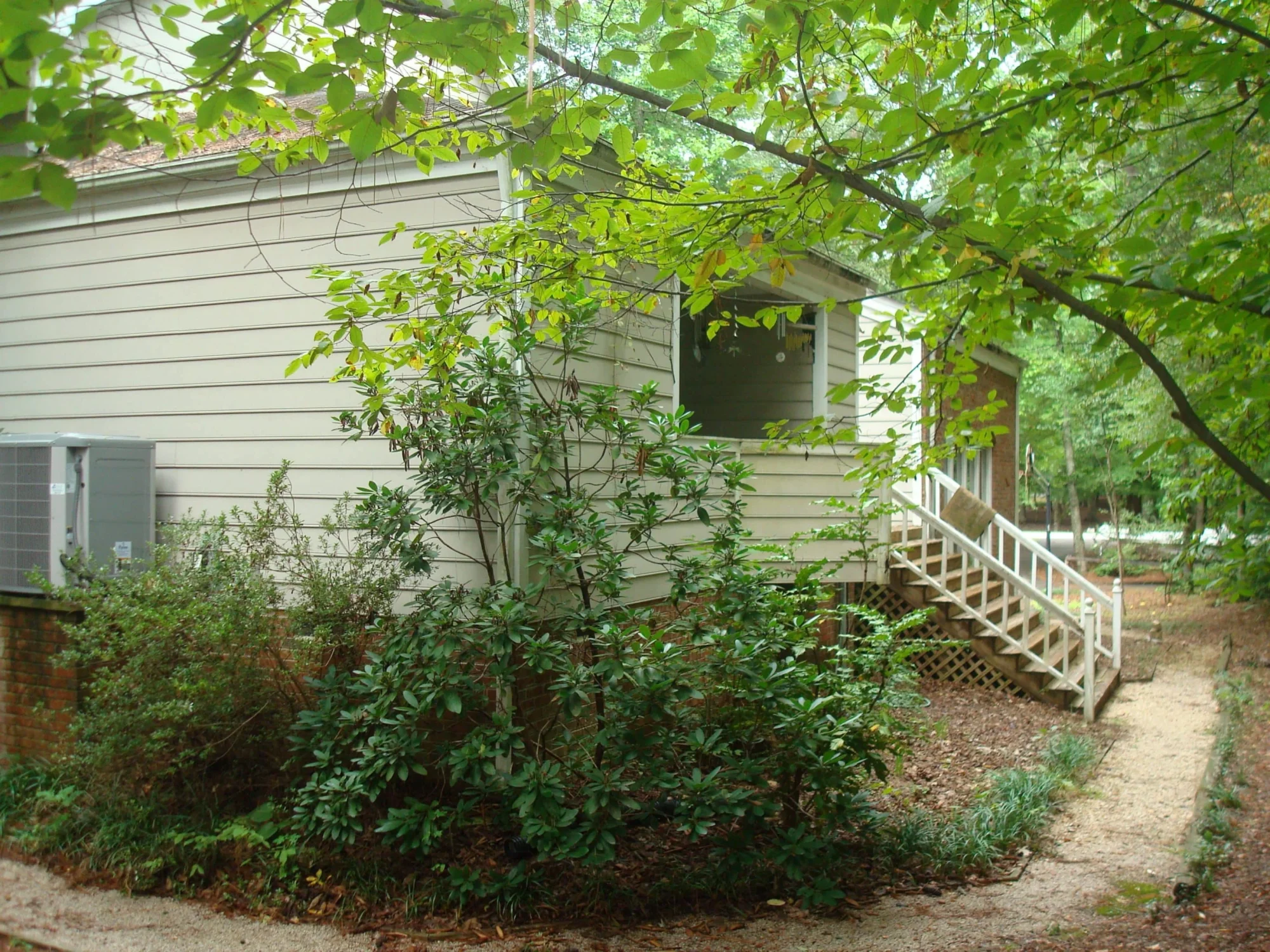 Classic 2-Story house Plan with CAD Designs and Bonus Spaces