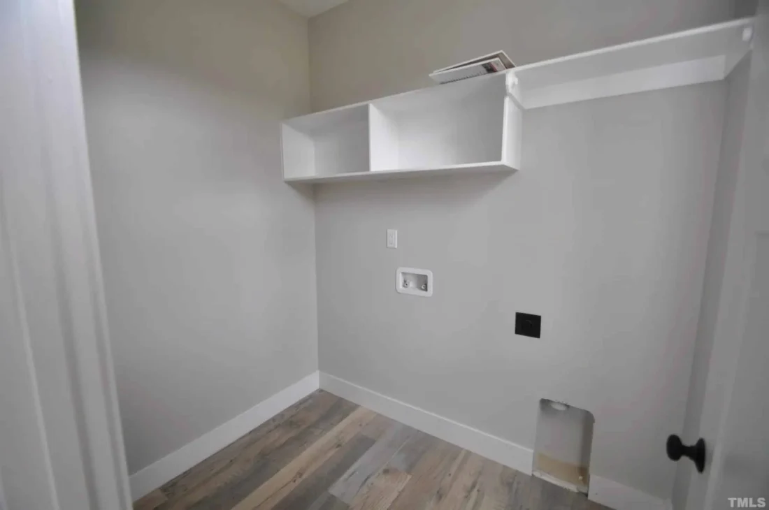 Charming 2-Story house Design with Modern CAD Floor Plan