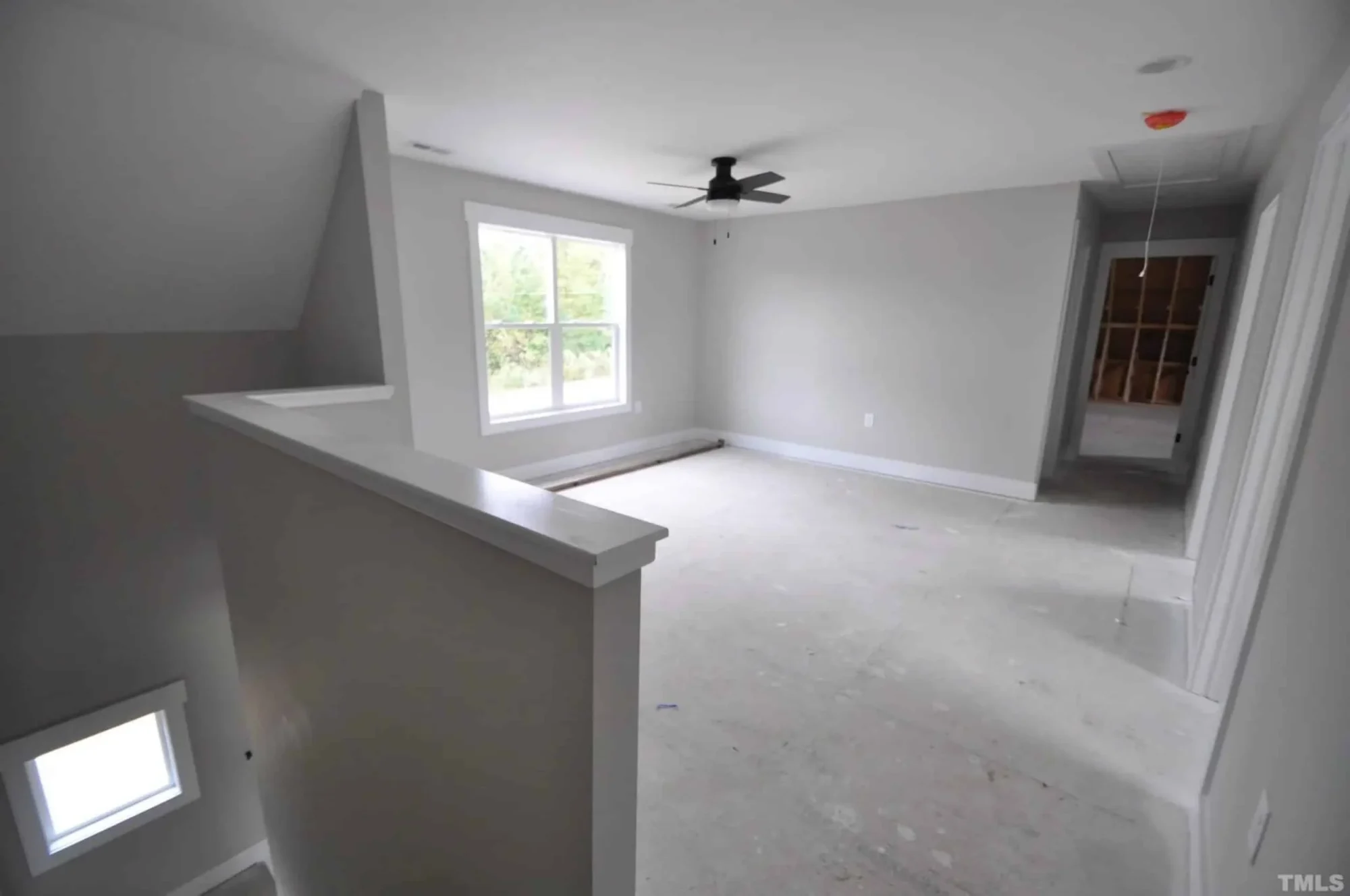 Charming 2-Story house Design with Modern CAD Floor Plan