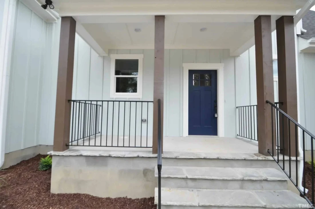 Charming 2-Story house Design with Modern CAD Floor Plan