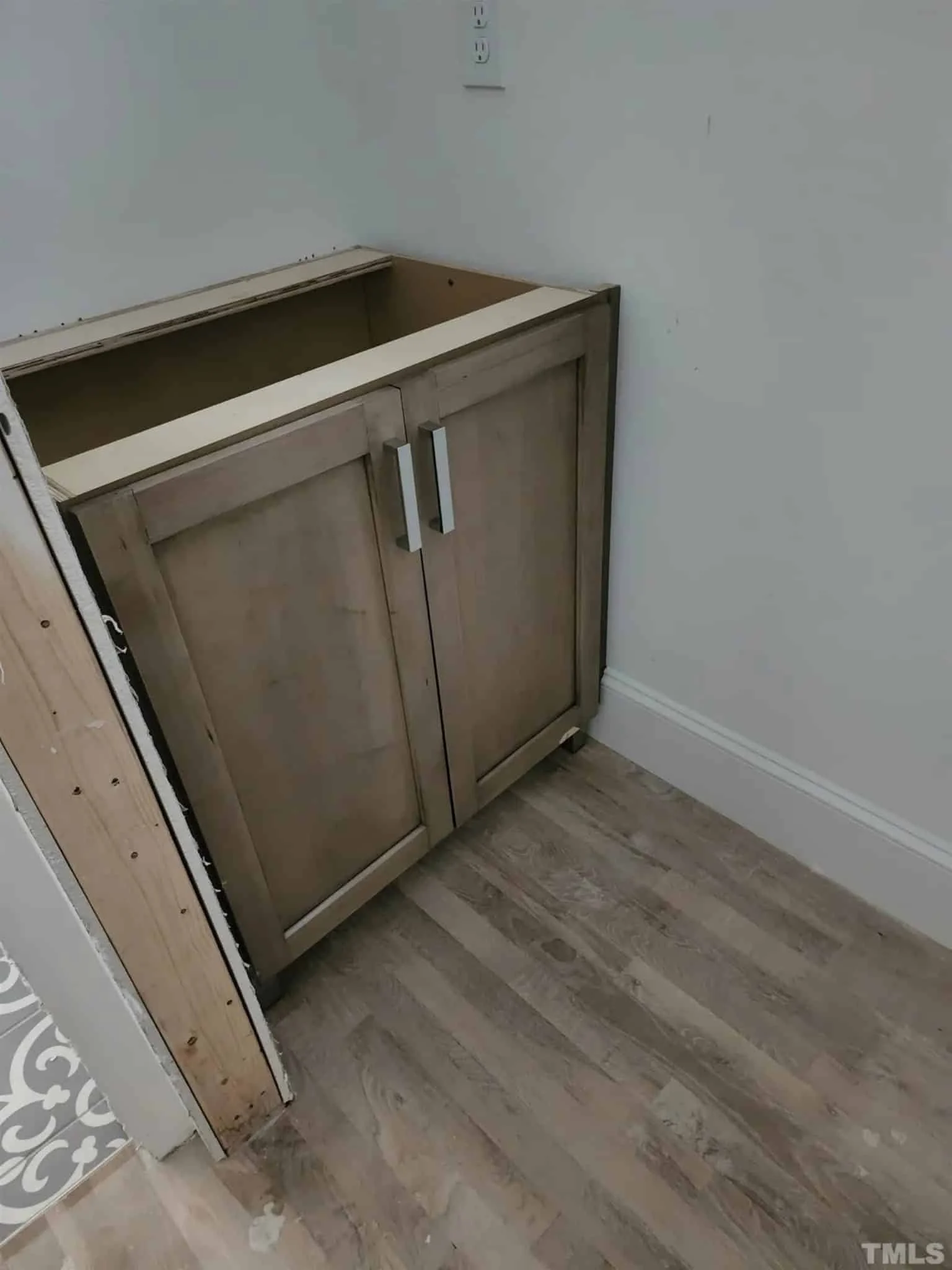 20-2132 HOUSE PLAN - Modern Farmhouse Plan - 3-Bed, 2.5-Bath, 2,035 SF 14 Modern Craftsman house Plan with Bonus Room and Open Floor Design