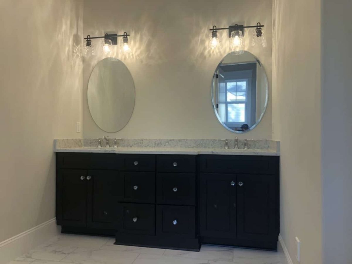 Modern Craftsman house Plan with Spacious Floor Design and CAD Blueprints