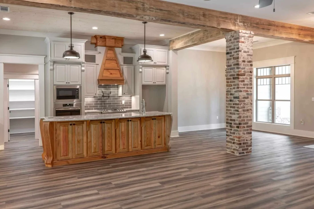 Craftsman house Plan with Bonus Room and Spacious Floor Plan