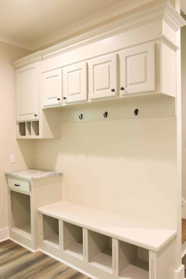 Craftsman house Plan with Bonus Room and Spacious Floor Plan