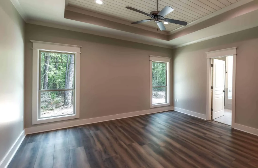 Craftsman house Plan with Bonus Room and Spacious Floor Plan