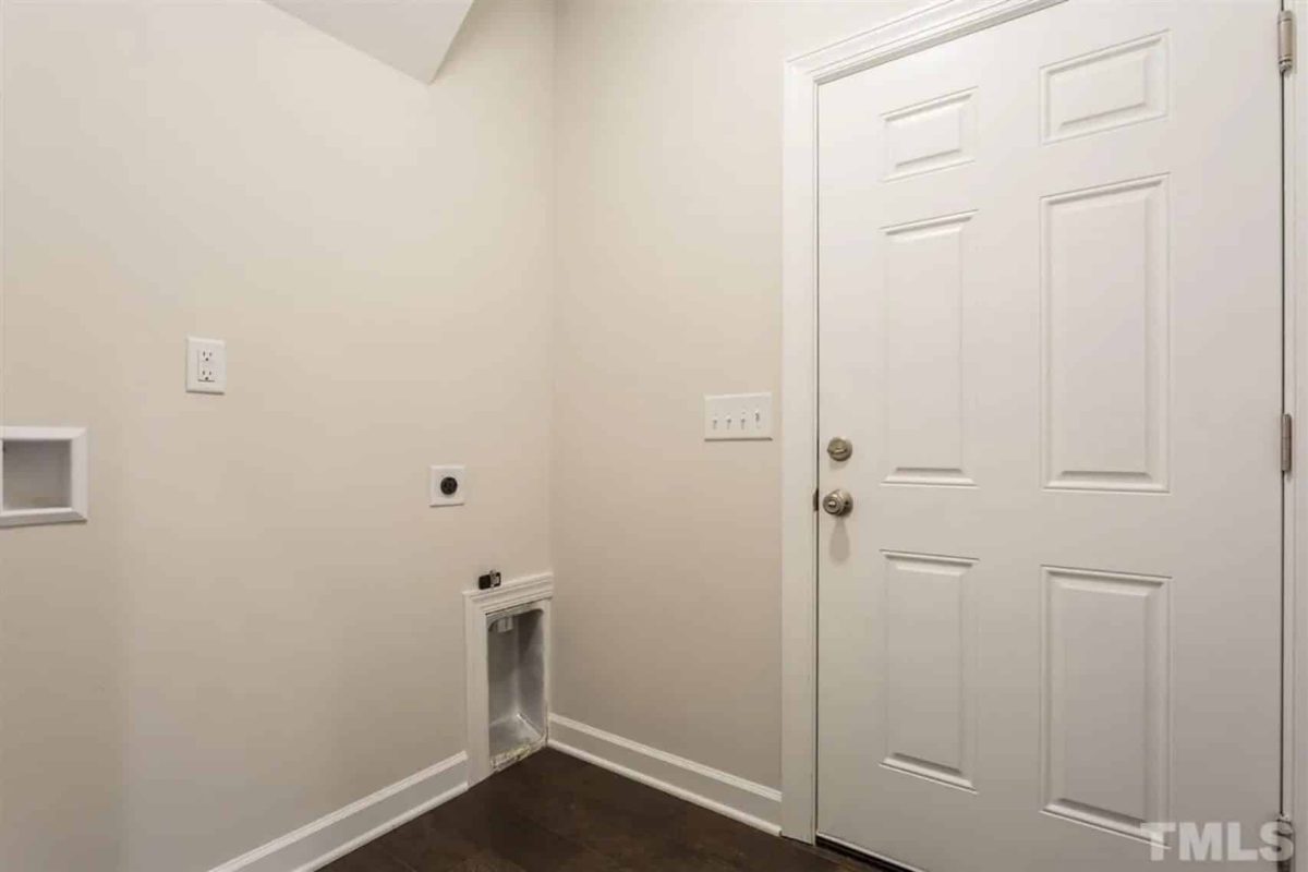 Elegant house Plan with Open Floor Blueprint & CAD Designs