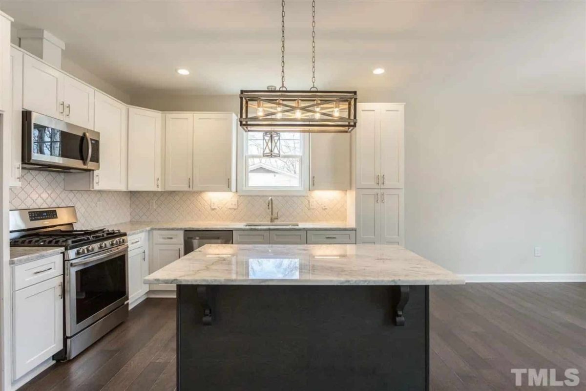 Elegant house Plan with Open Floor Blueprint & CAD Designs